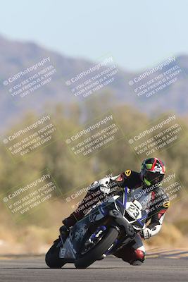 media/Oct-30-2025-Racers Edge (Thu) [[dabbdaf680]]/2-A Group/Session 5 (Turn 7)/